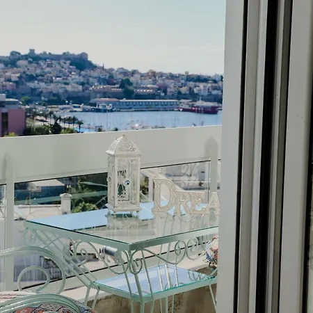 Aura Celestia Kavála