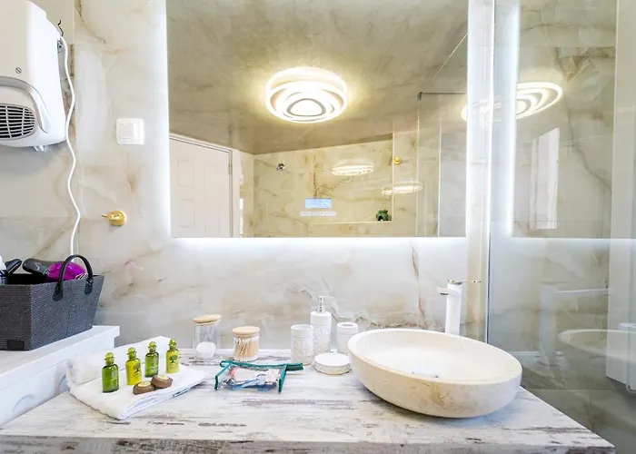 Aura Celestia * Kavala