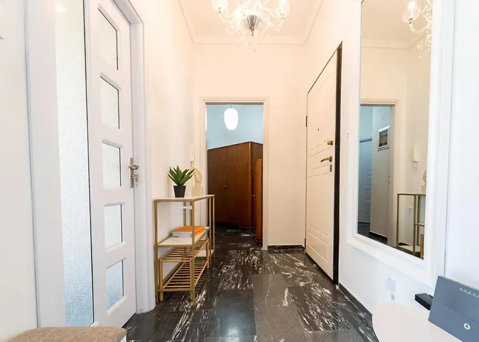 Aura Celestia Kavala